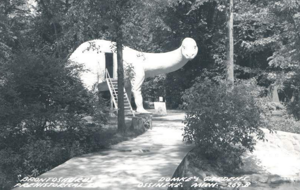Dinosaur Gardens - Old Postcard View (newer photo)